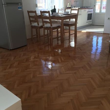 Centre Apartment Božava Екстериор снимка
