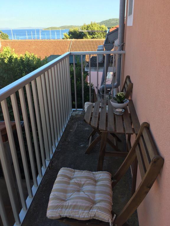 Centre Apartment Božava Екстериор снимка
