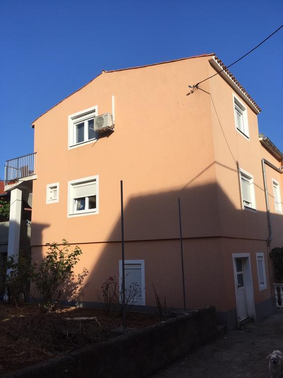 Centre Apartment Božava Екстериор снимка